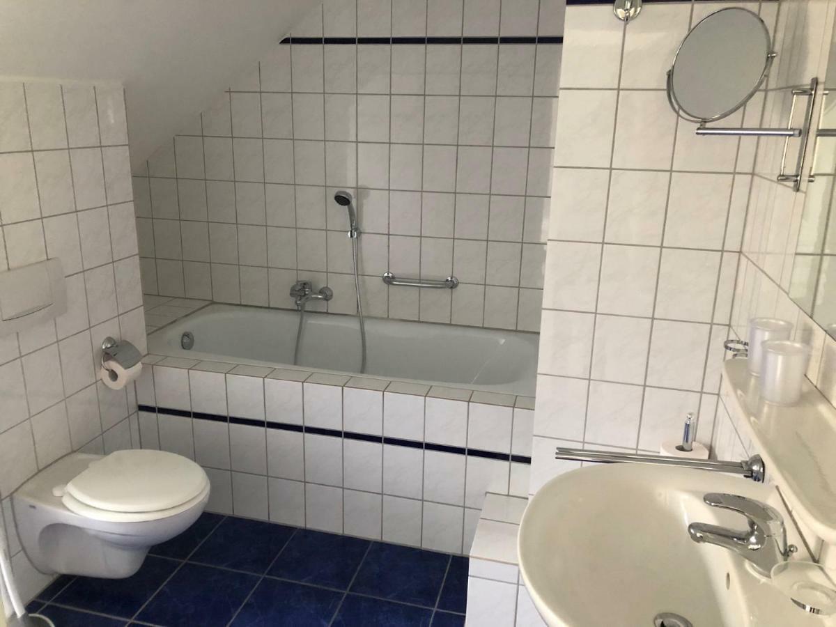 Eifeltime - Ferienwohnung バート・ミュンスターアイフェル エクステリア 写真